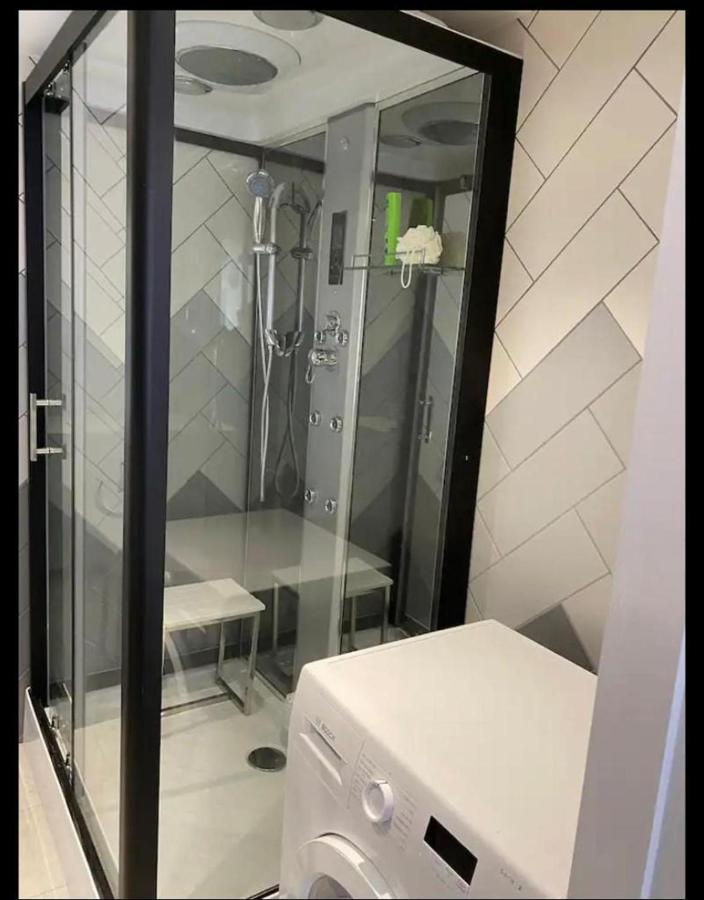 Man Studio - Stereoshower Freeparking 5Min-Metro Manchester Dış mekan fotoğraf